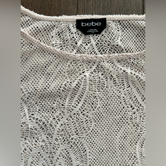 bebe White Crochet Fringe top size large - Picture 3 of 4